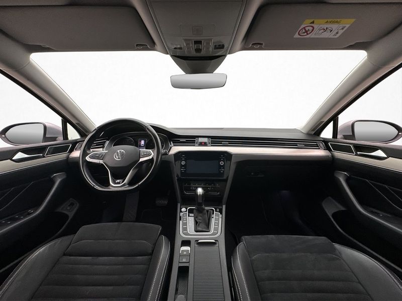 Volkswagen Passat bild 17