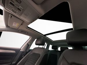 Volkswagen Passat bild 12