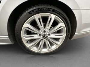 Volkswagen Passat bild 35