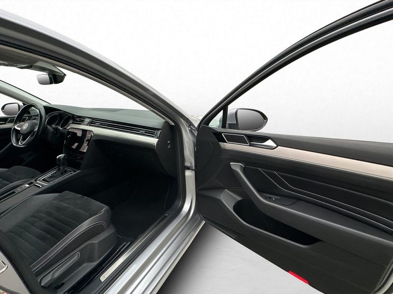 Volkswagen Passat bild 26