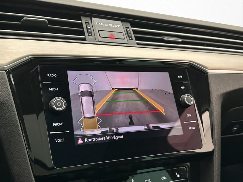 Volkswagen Passat bild 18