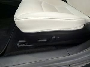 Tesla Model 3 bild 13