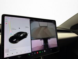 Tesla Model 3 bild 17