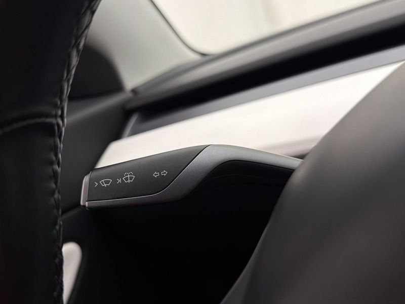 Tesla Model 3 bild 14