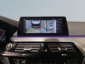 BMW 530 bild 11