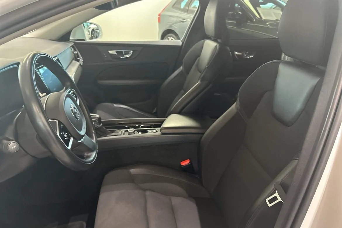Volvo V60 Cross Country D4 AWD Geartronic, 190hp, 2020