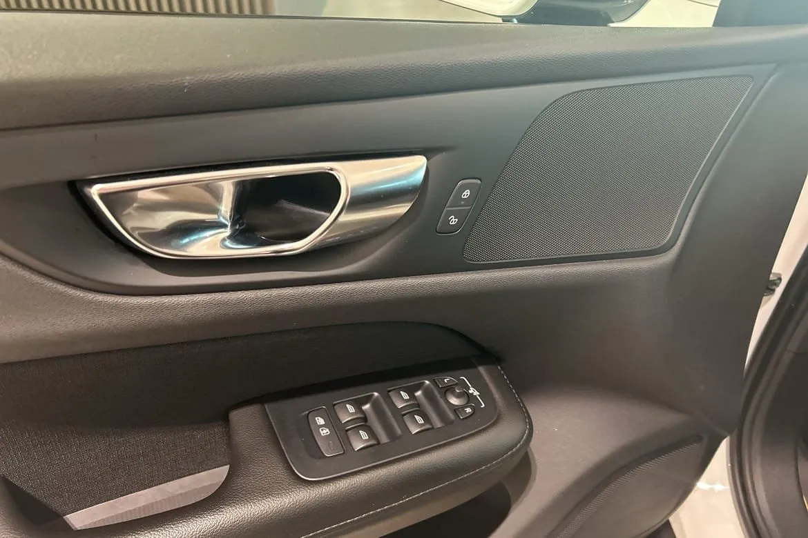 Volvo V60 Cross Country D4 AWD Geartronic, 190hp, 2020