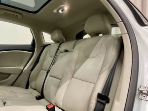 Volvo V40 bild 24