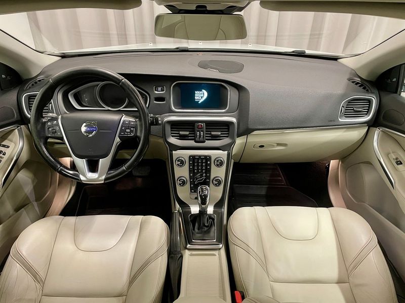 Volvo V40 bild 19