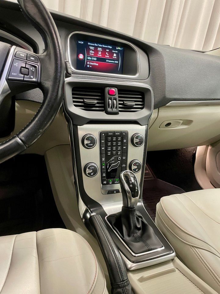 Volvo V40 bild 15