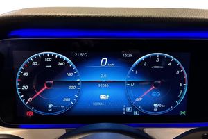 Mercedes E300 bild 12