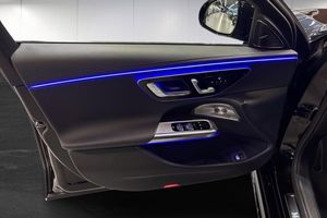 Mercedes E300 bild 13