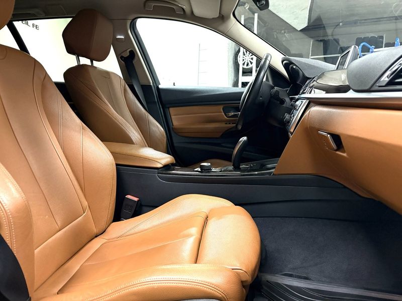 BMW 320 bild 18