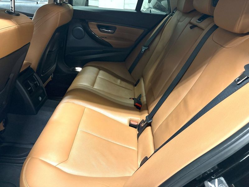 BMW 320 bild 10