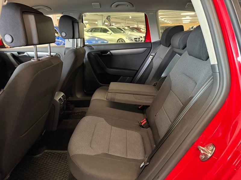 Volkswagen Passat bild 11