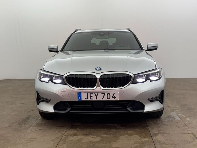 BMW 330 bild 9