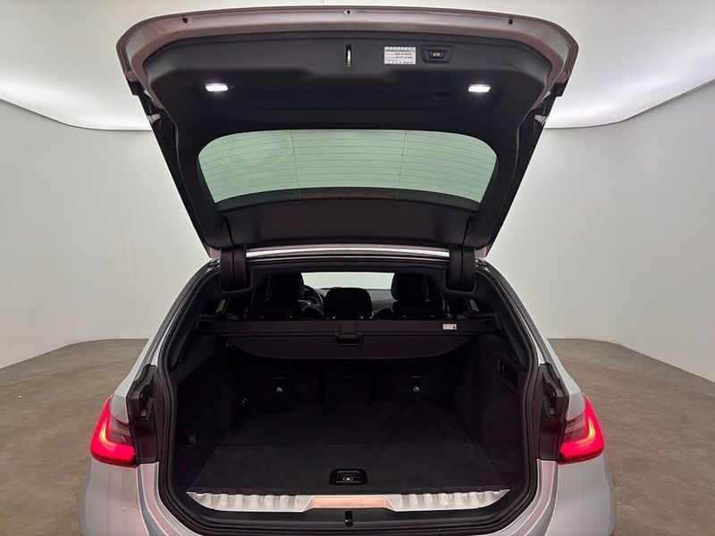 BMW 330 bild 10
