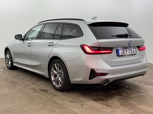 BMW 330 bild 4