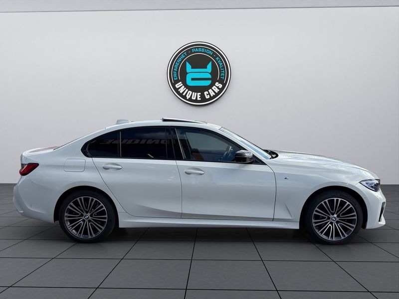BMW 330 bild 2