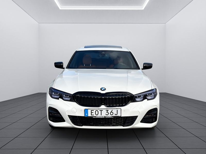 BMW 330 bild 8