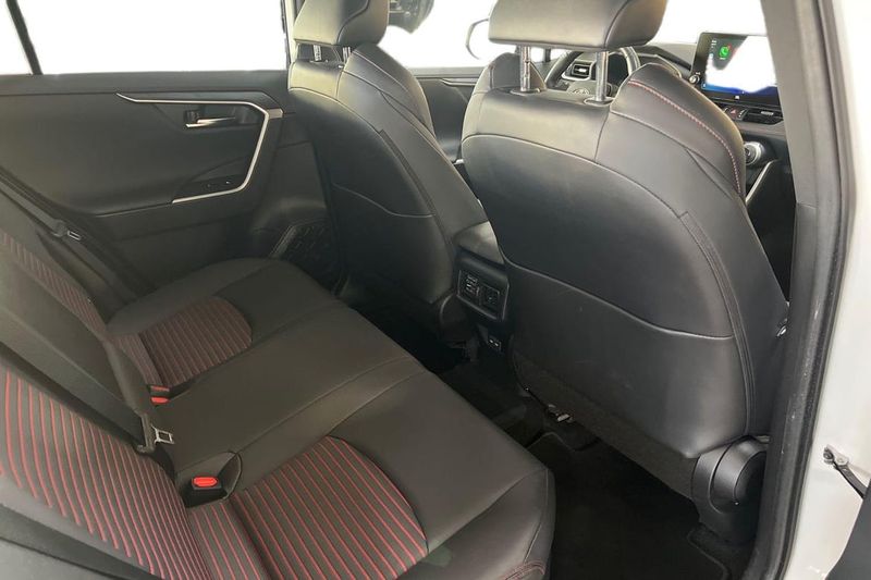 Toyota RAV4 bild 8