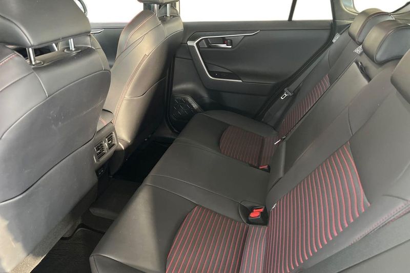 Toyota RAV4 bild 12