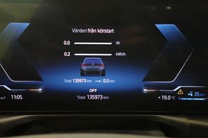BMW 330 bild 19