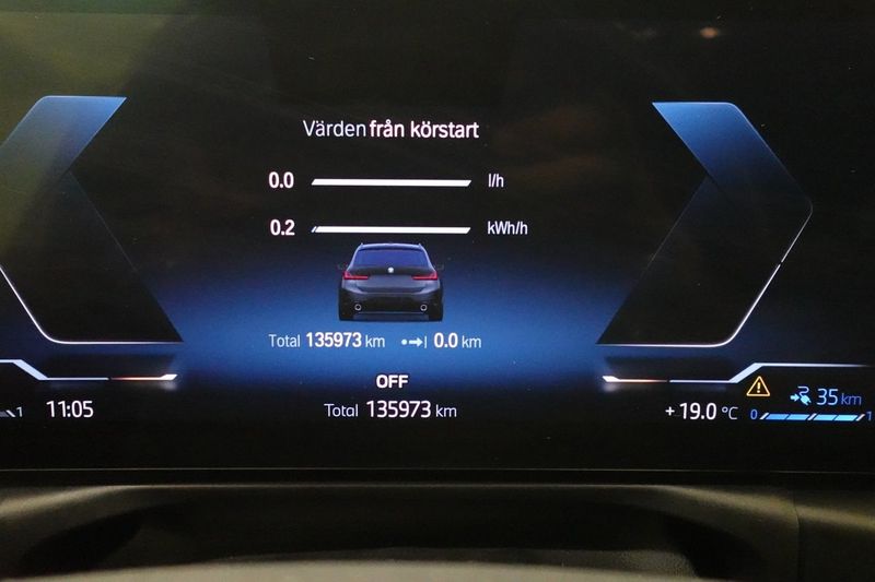 BMW 330 bild 19