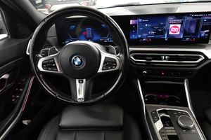 BMW 330 bild 6