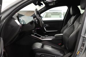 BMW 330 bild 4