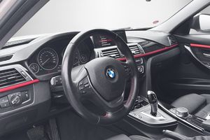 BMW 320 bild 4