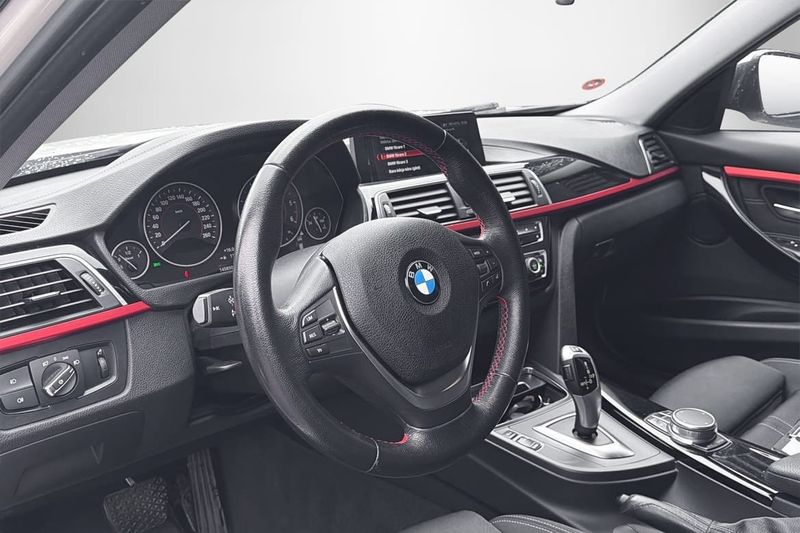 BMW 320 bild 4
