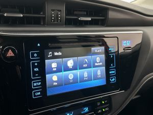 Toyota Auris bild 23