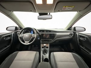Toyota Auris bild 12