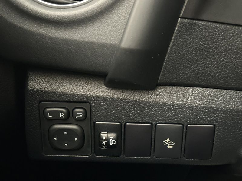 Toyota Auris bild 26