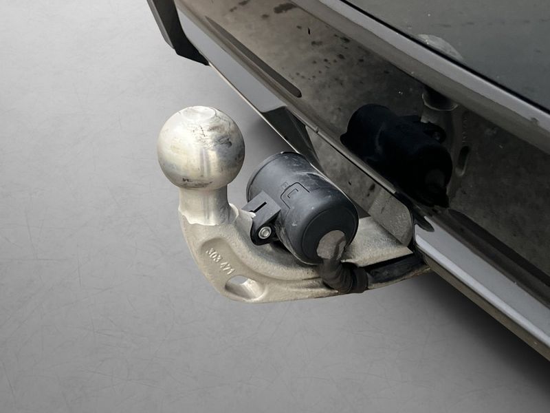 BMW i4 bild 12