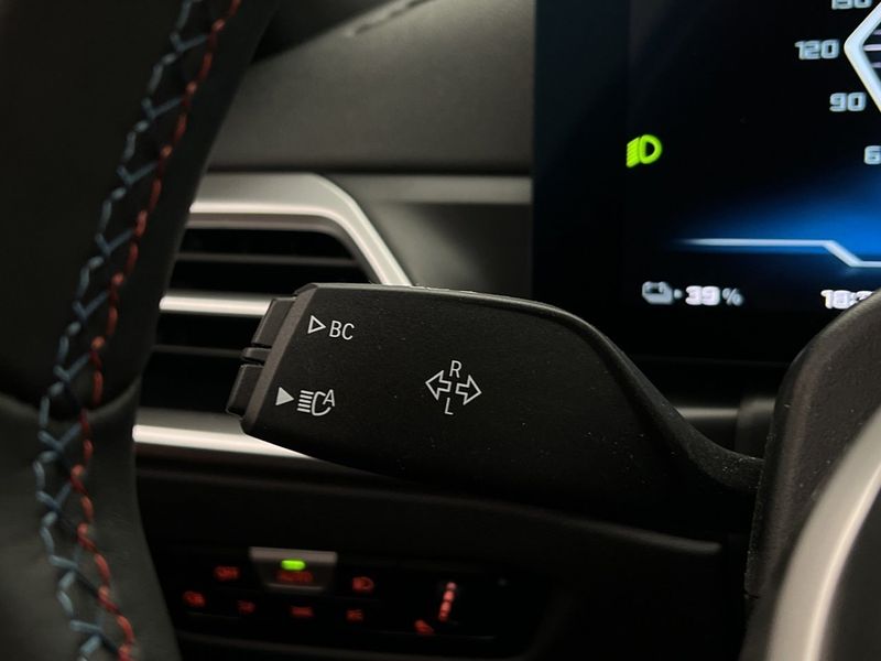 BMW i4 bild 36
