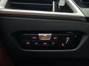 BMW i4 bild 37