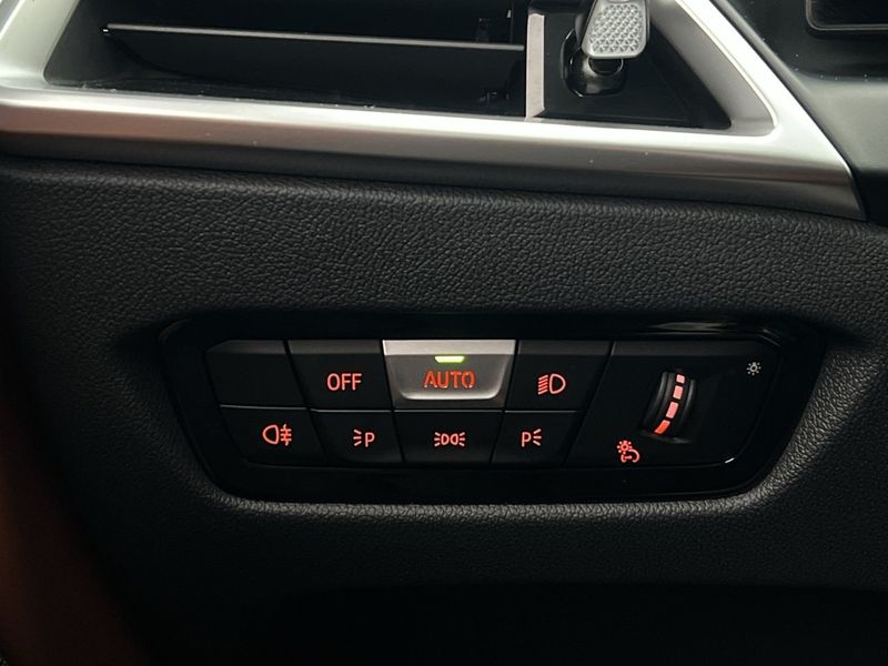 BMW i4 bild 37