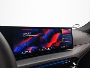 BMW i4 bild 27