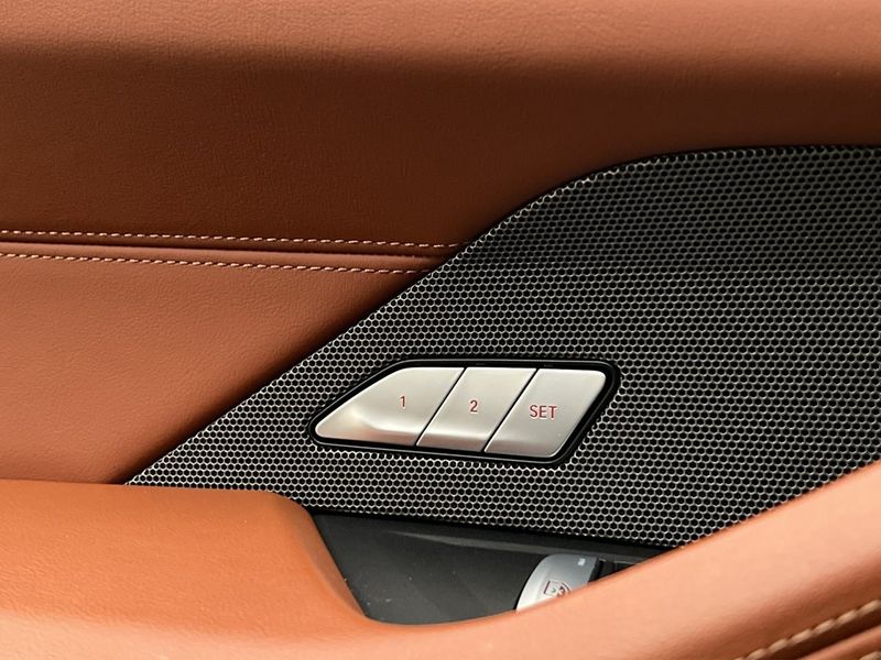 BMW i4 bild 38