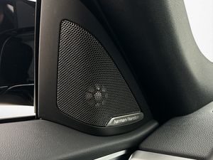BMW i4 bild 29