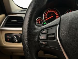 BMW 320 bild 17