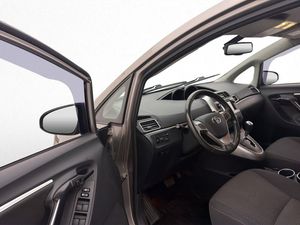 Toyota Verso bild 11