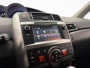 Toyota Verso bild 21