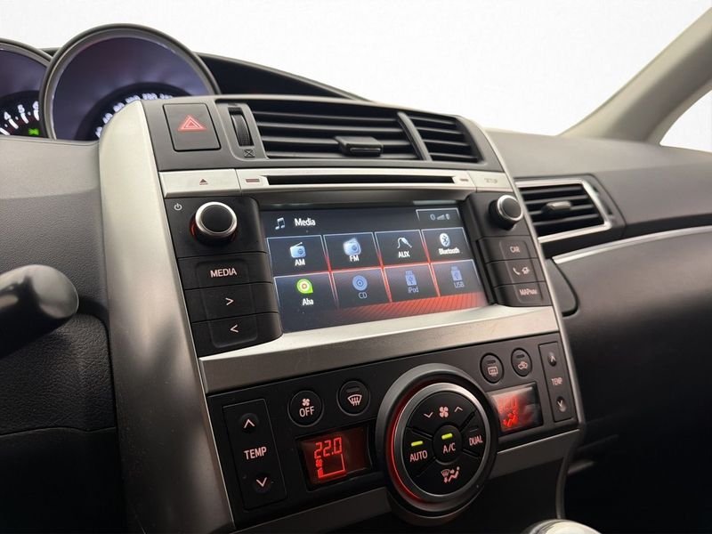 Toyota Verso bild 21
