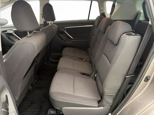 Toyota Verso bild 17