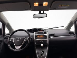 Toyota Verso bild 13