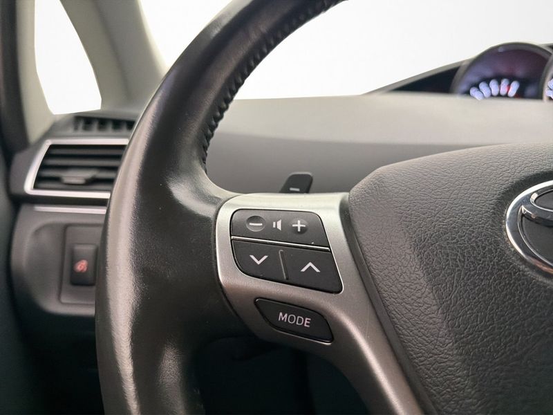 Toyota Verso bild 19