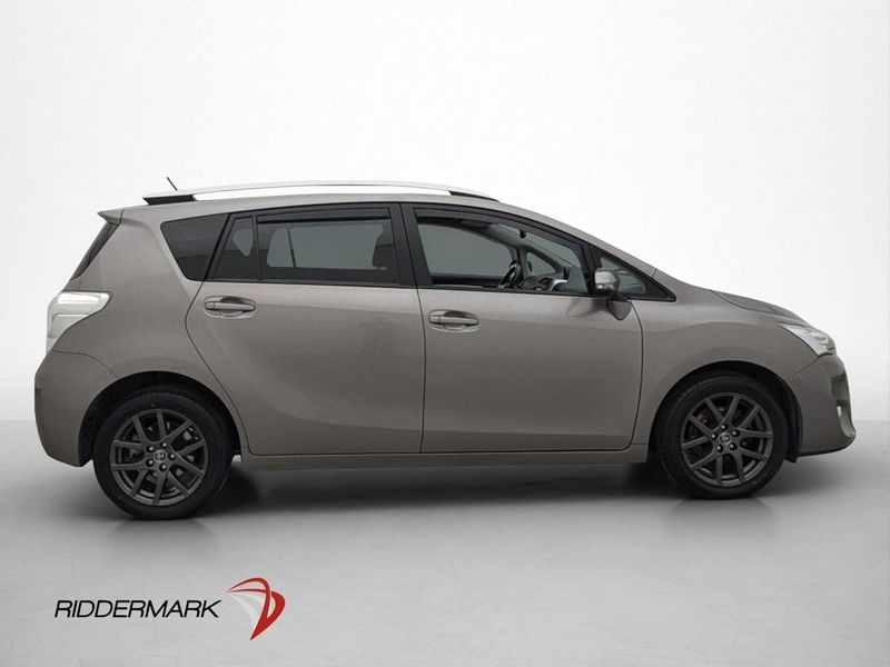 Toyota Verso bild 9